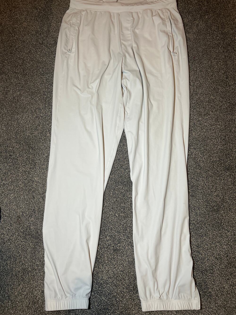 Mens Lululemon joggers size L gray color